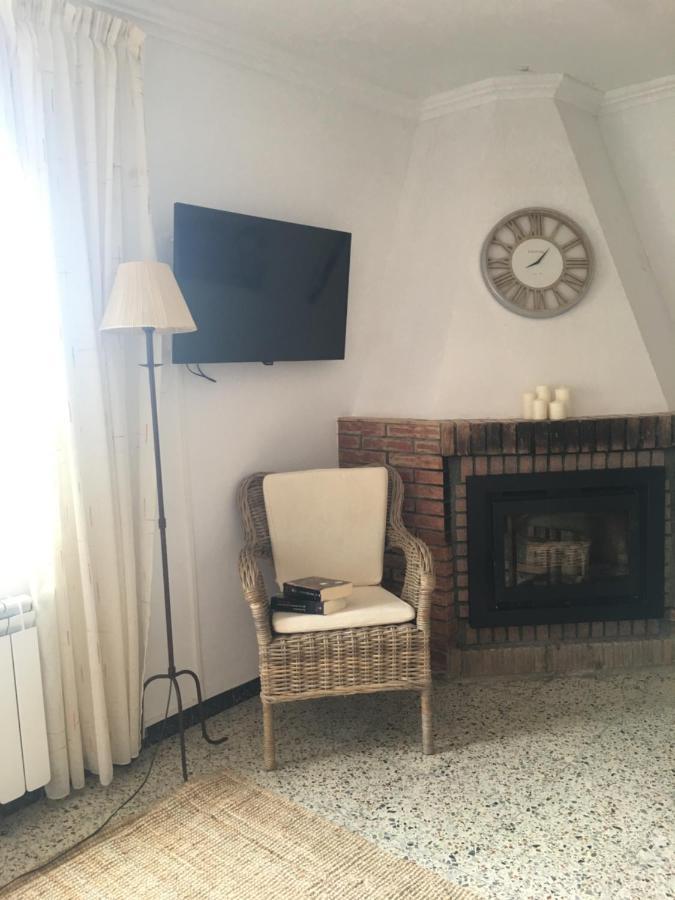 Apartaments La Pertusa 2O Corca  Eksteriør bilde